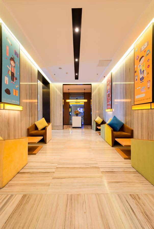 Iu Hotel Tianjin Binjiang Walking Street ภายนอก รูปภาพ